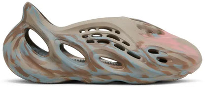 Yeezy Foam Sand Grey